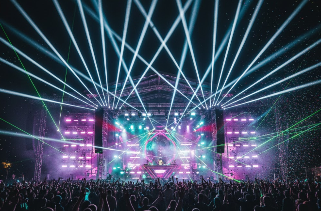 What is DMX512? A Deep Dive into the "Brain" of Stage Lighting