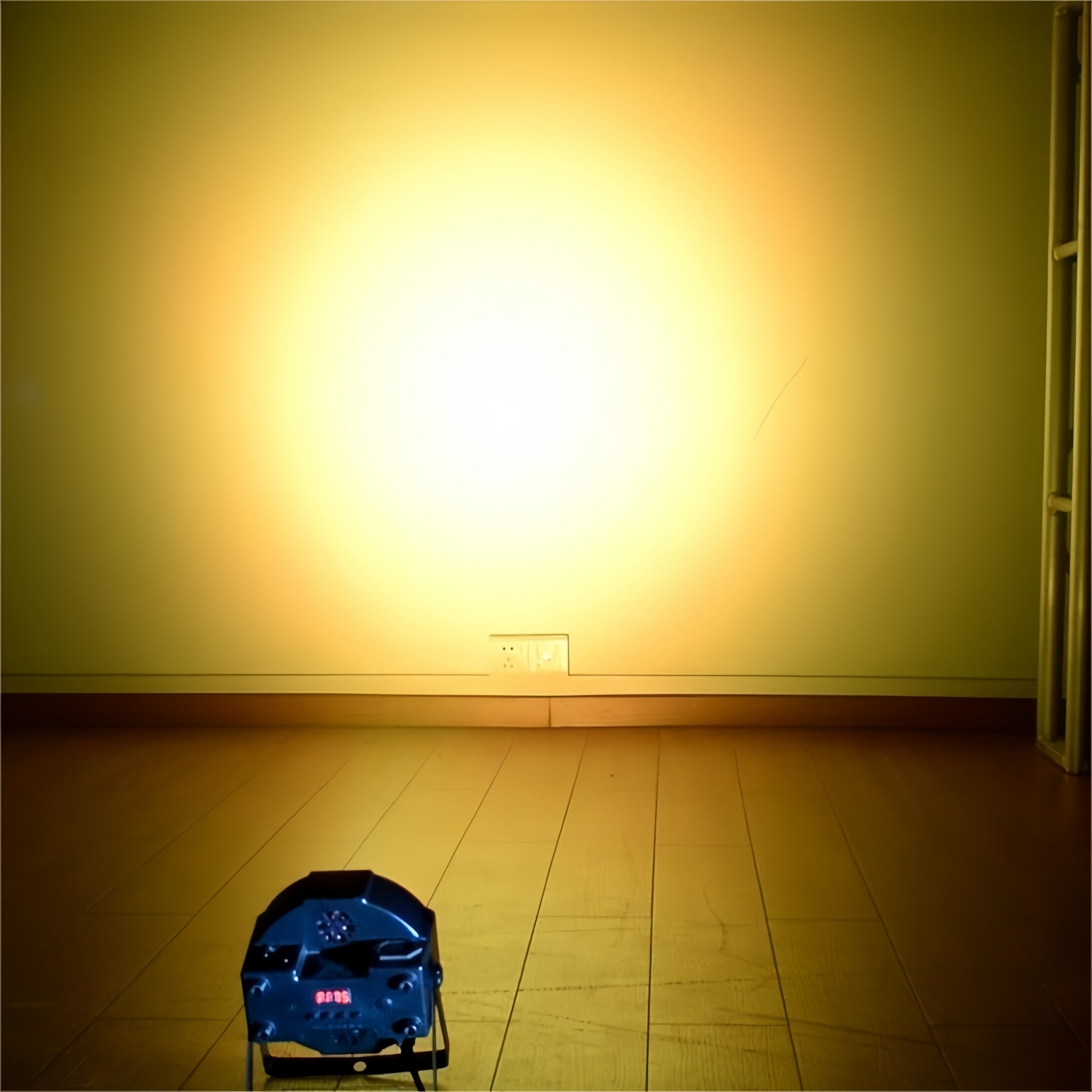 7X12W RGBW LED Par Light