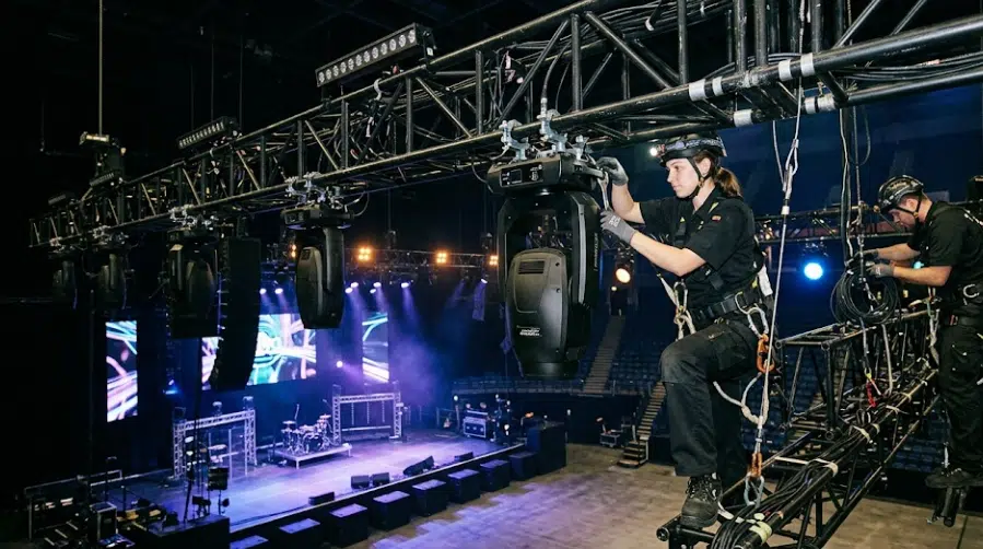Professional Stage Moving Head Light Installation